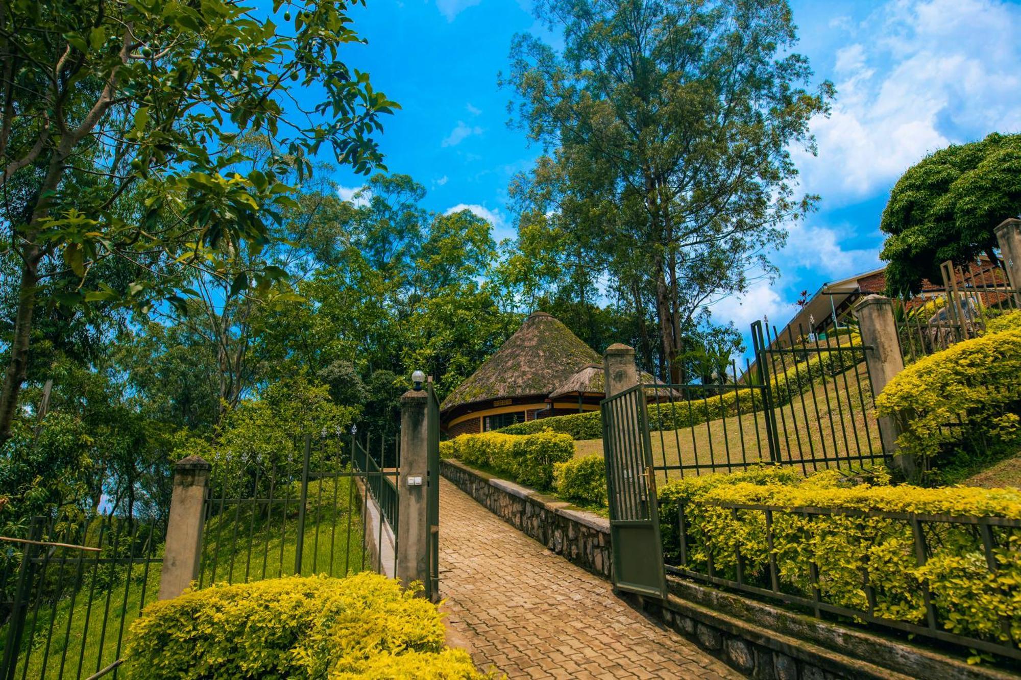 Peace Guest House Muhari エクステリア 写真